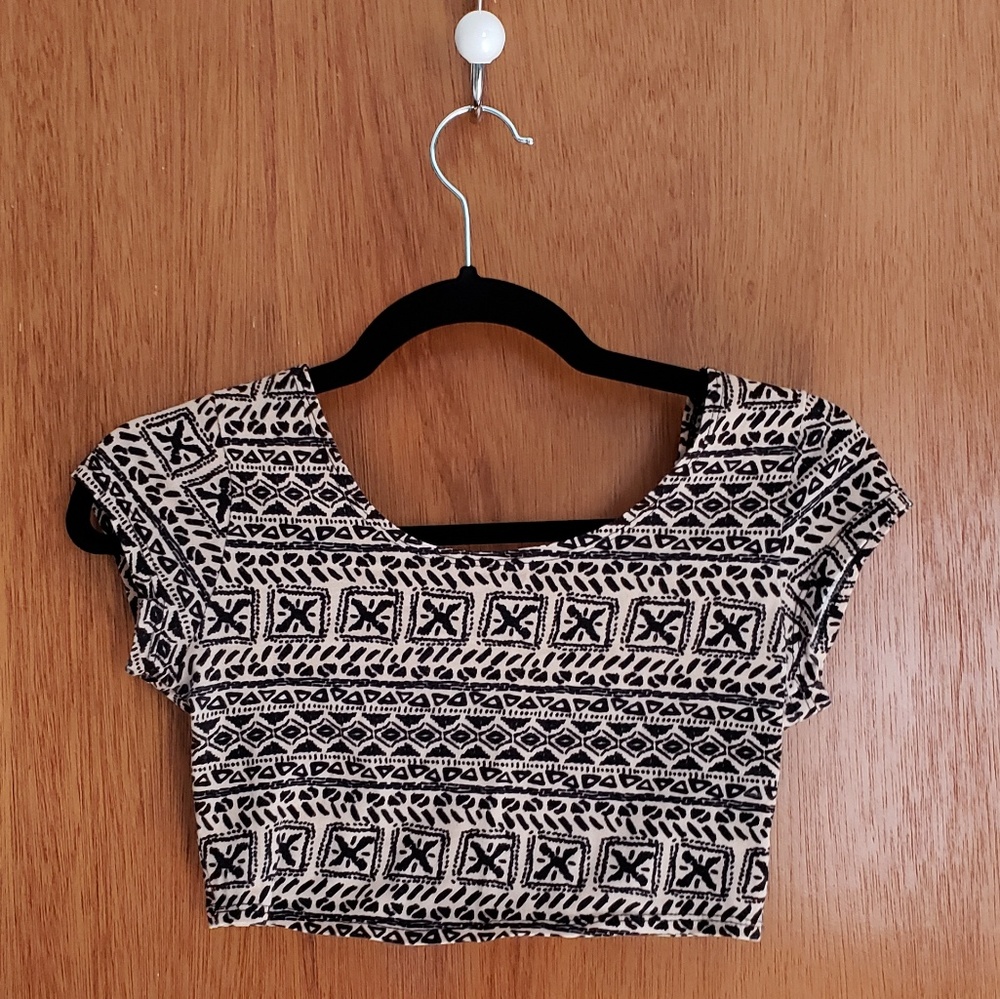 B_Envied Crop Top